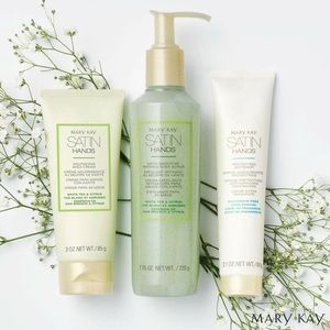 Mary Kay Satin Hands Set